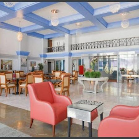 מומביי Royal Palms Hotel מראה חיצוני תמונה